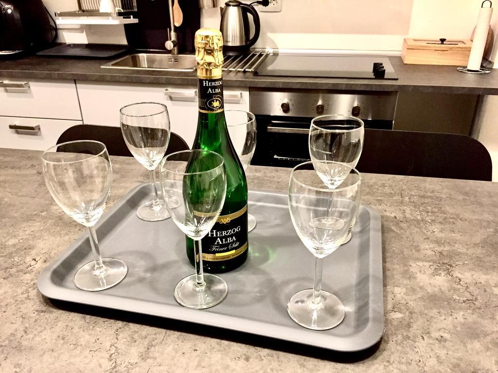 Homelike Luxury Flat On Gyulai Pal Budapest Eksteriør billede